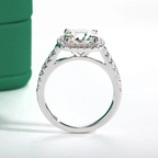 Anel Bianca Halo Moissanite