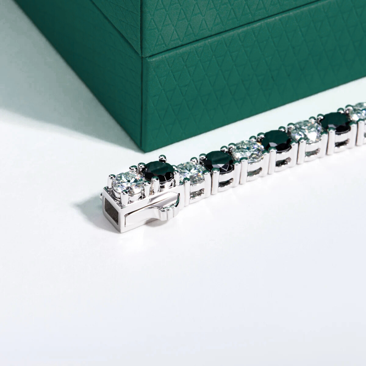 Pulseira Riviera Black & White Moissanite