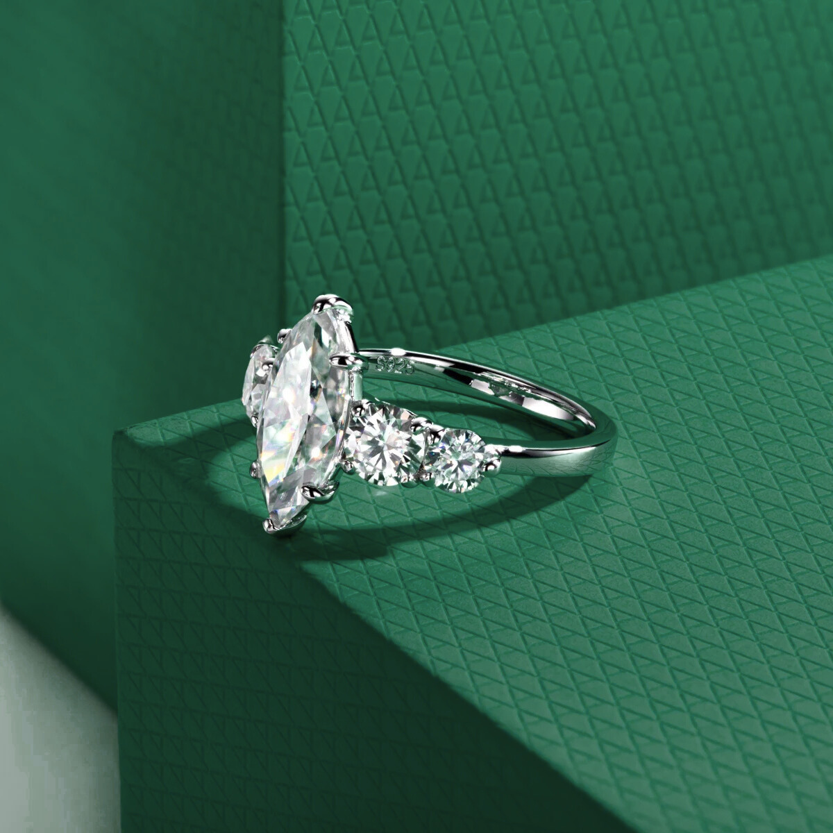 Anel Selena Moissanite