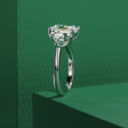 Anel Esmeralda & Pera Moissanite