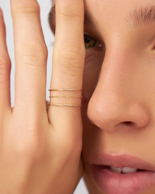 Anéis Tiny Trio Lil em Ouro 18K