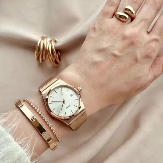 Conjunto Relógio feminino com Bracelete Cartier, Pulseira, Anel e Brinco Bella Viena